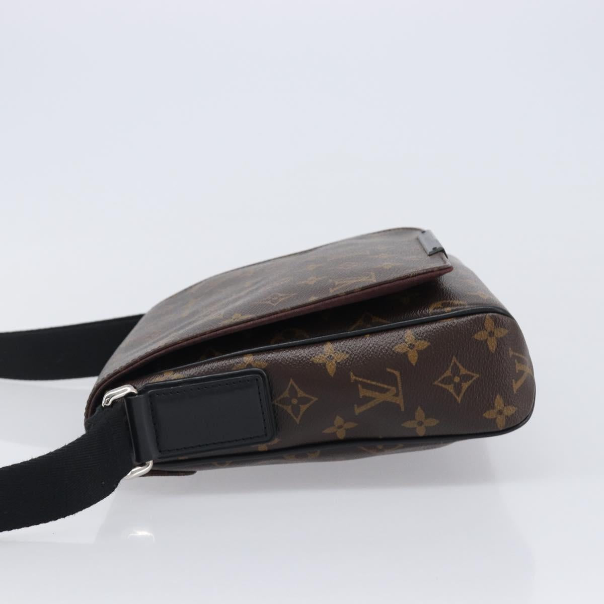 LOUIS VUITTON Monogram District PM Shoulder Bag M40935 LV Auth 201538V