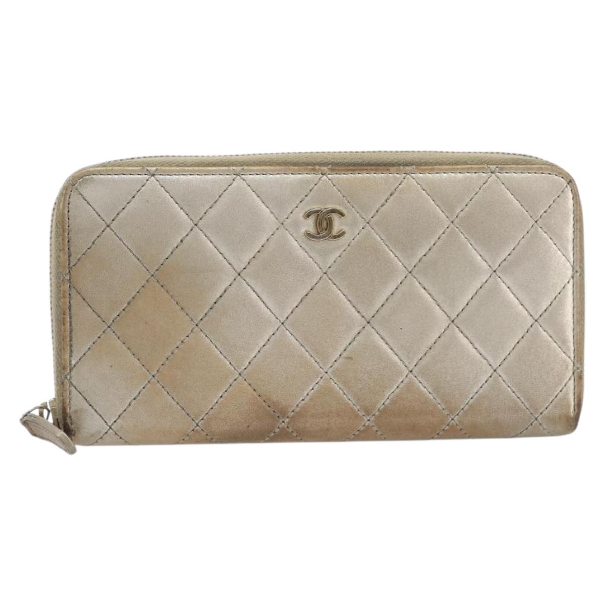 CHANEL Matelasse Long Wallet Lamb Skin Champagne Gold CC Auth 201554
