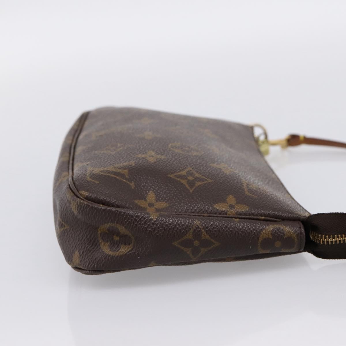 LOUIS VUITTON Monogram Pochette Accessoires Pouch M51980 LV Auth 202027