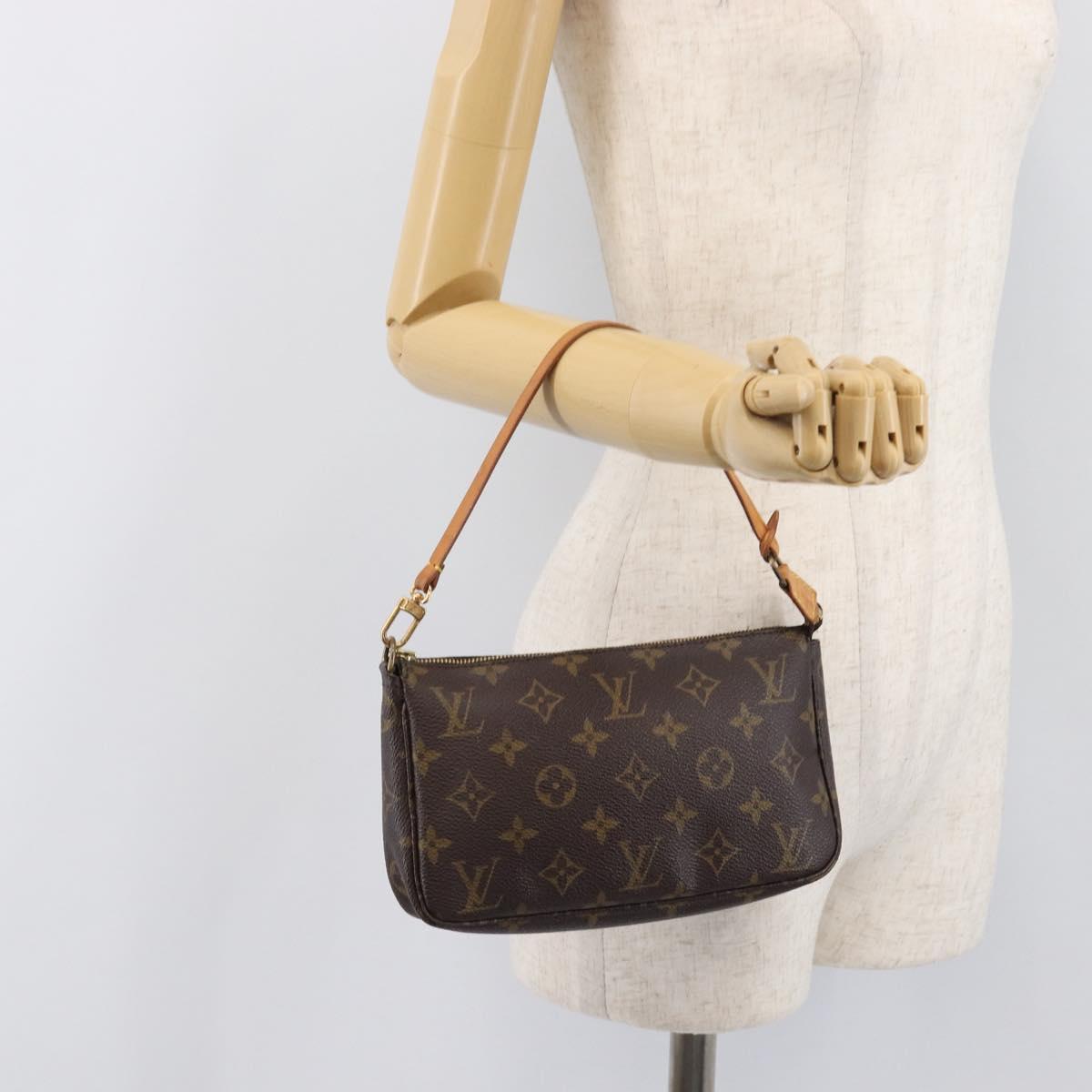 LOUIS VUITTON Monogram Pochette Accessoires Pouch M51980 LV Auth 202028A