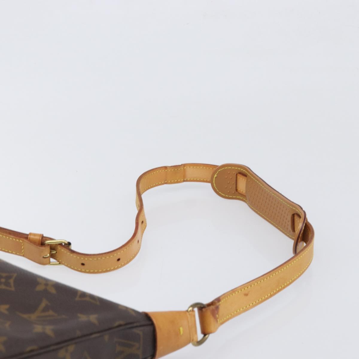 LOUIS VUITTON Monogram Boulogne 30 Shoulder Bag M51265 LV Auth 202059