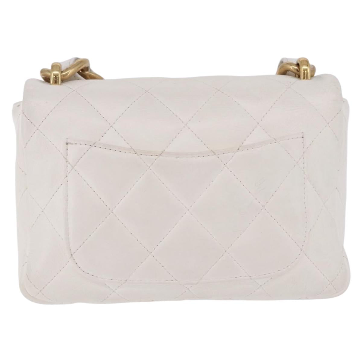 CHANEL Matelasse Chain Shoulder Bag Leather White Gold Tone CC Auth 202072SAM