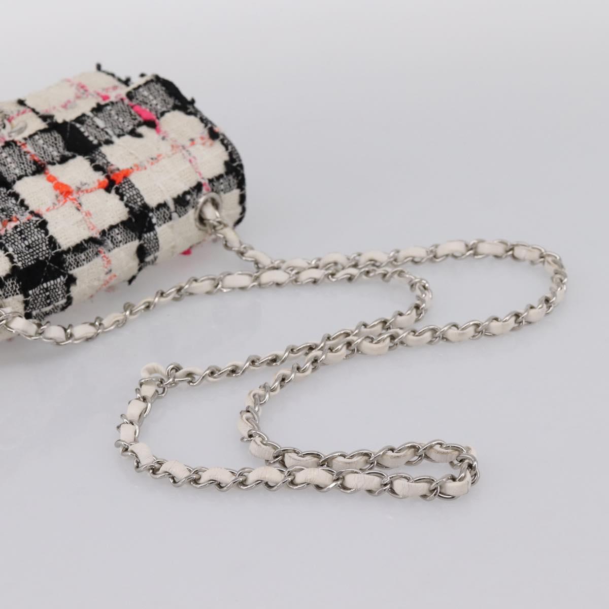 CHANEL Mini Matelasse 20 Chain Shoulder Bag tweed White Silver CC Auth 202073SM