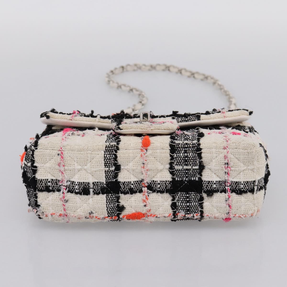 CHANEL Mini Matelasse 20 Chain Shoulder Bag tweed White Silver CC Auth 202073SM
