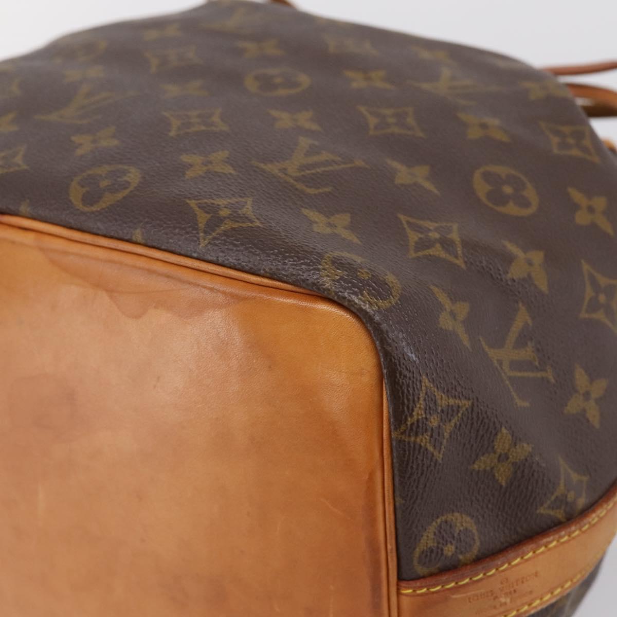 LOUIS VUITTON Monogram Petit Noe Shoulder Bag M42226 LV Auth 202211A