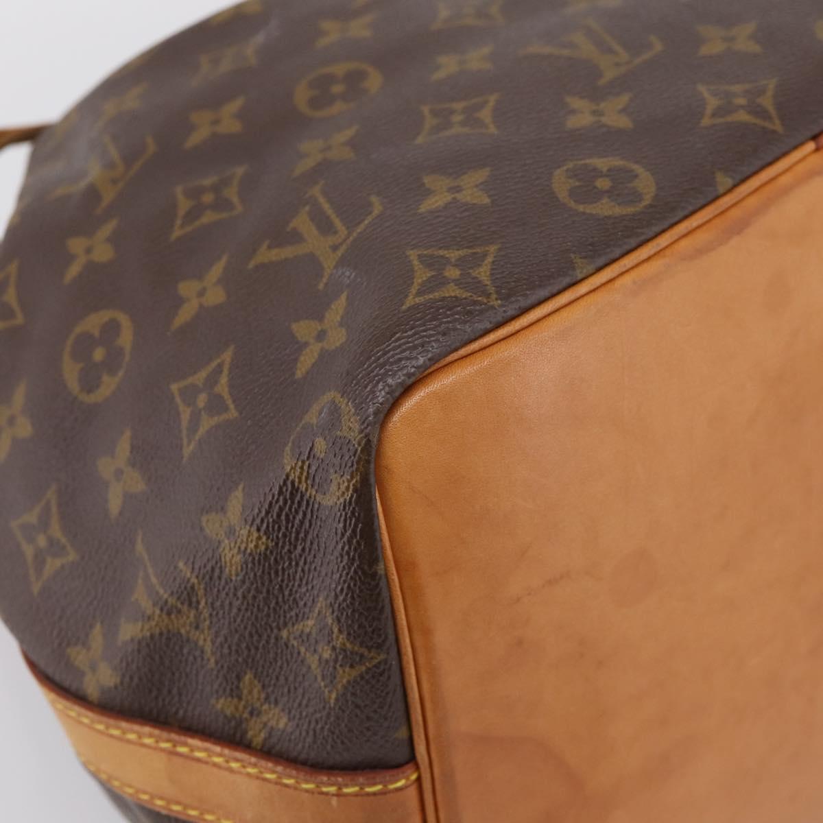 LOUIS VUITTON Monogram Petit Noe Shoulder Bag M42226 LV Auth 202211A