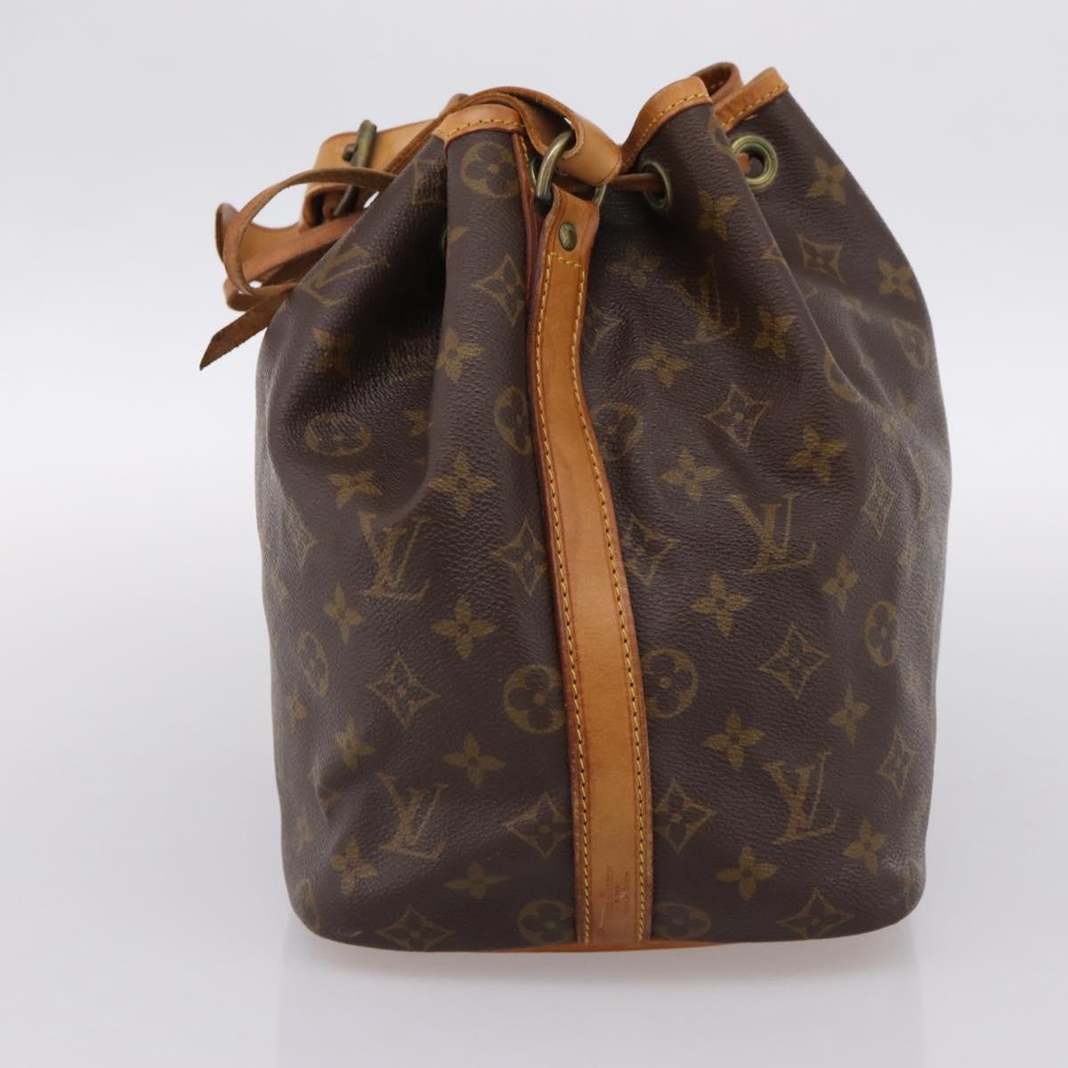 LOUIS VUITTON Monogram Petit Noe Shoulder Bag M42226 LV Auth 202211A