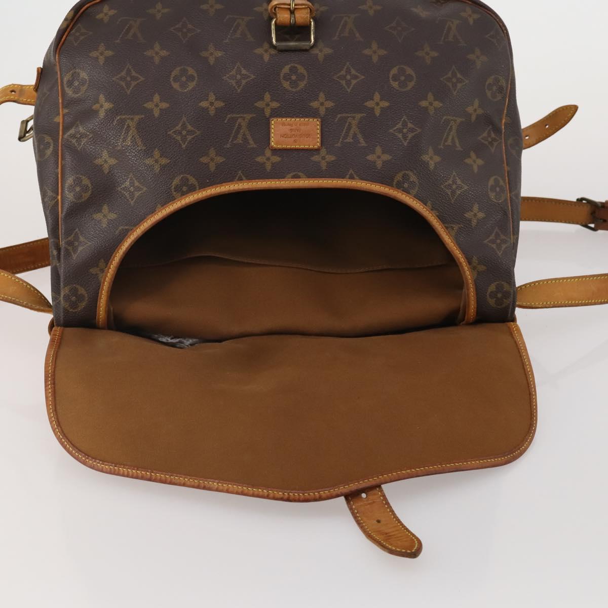 LOUIS VUITTON Monogram Saumur 35 Shoulder Bag M42254 LV Auth 202248