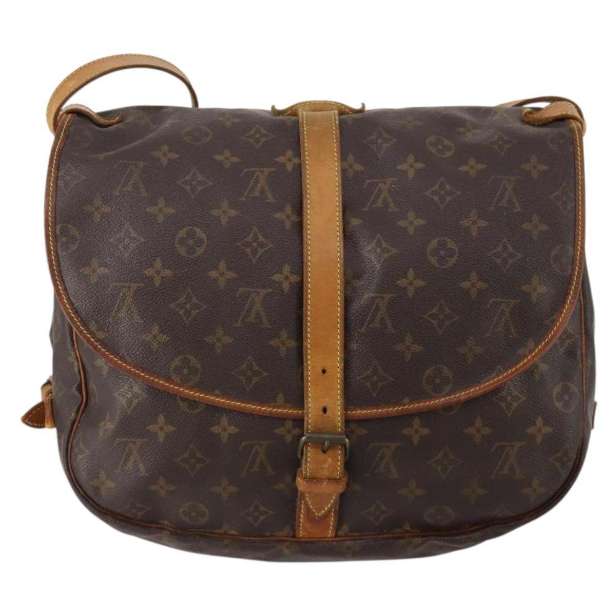 LOUIS VUITTON Monogram Saumur 35 Shoulder Bag M42254 LV Auth 202248