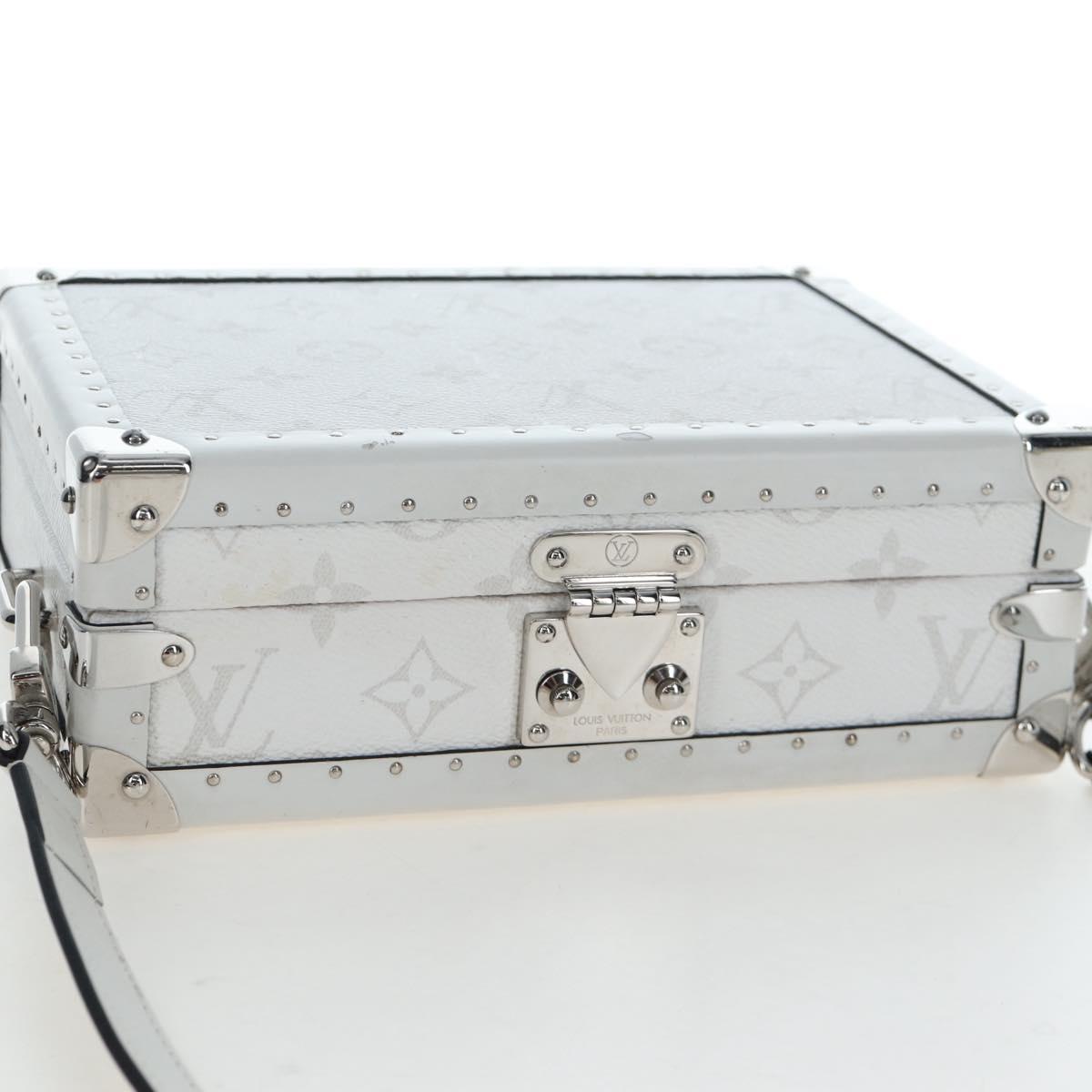 LOUIS VUITTON Tiger Lama Monogram Clutch Box White LV Auth 202290SAM