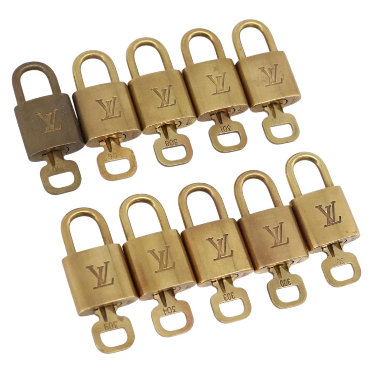 LOUIS VUITTON Padlock 10 Set Padlock metal Gold LV Auth 202415