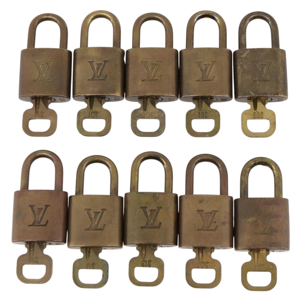 LOUIS VUITTON Padlock 10 Set Padlock metal Gold LV Auth 202428