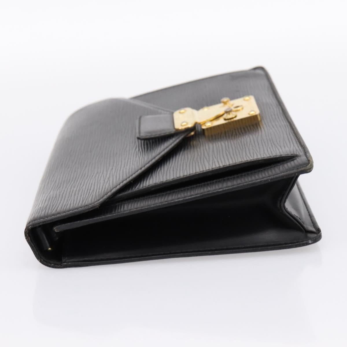 LOUIS VUITTON Epi Serie Dragonne Clutch Bag Black Noir M52612 LV Auth 202460