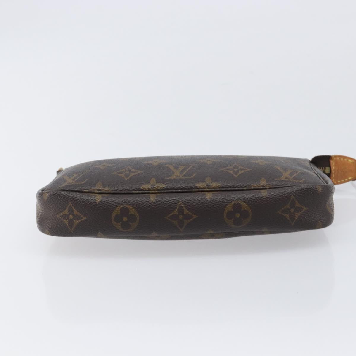 LOUIS VUITTON Monogram Pochette Accessoires Pouch M51980 LV Auth 202469