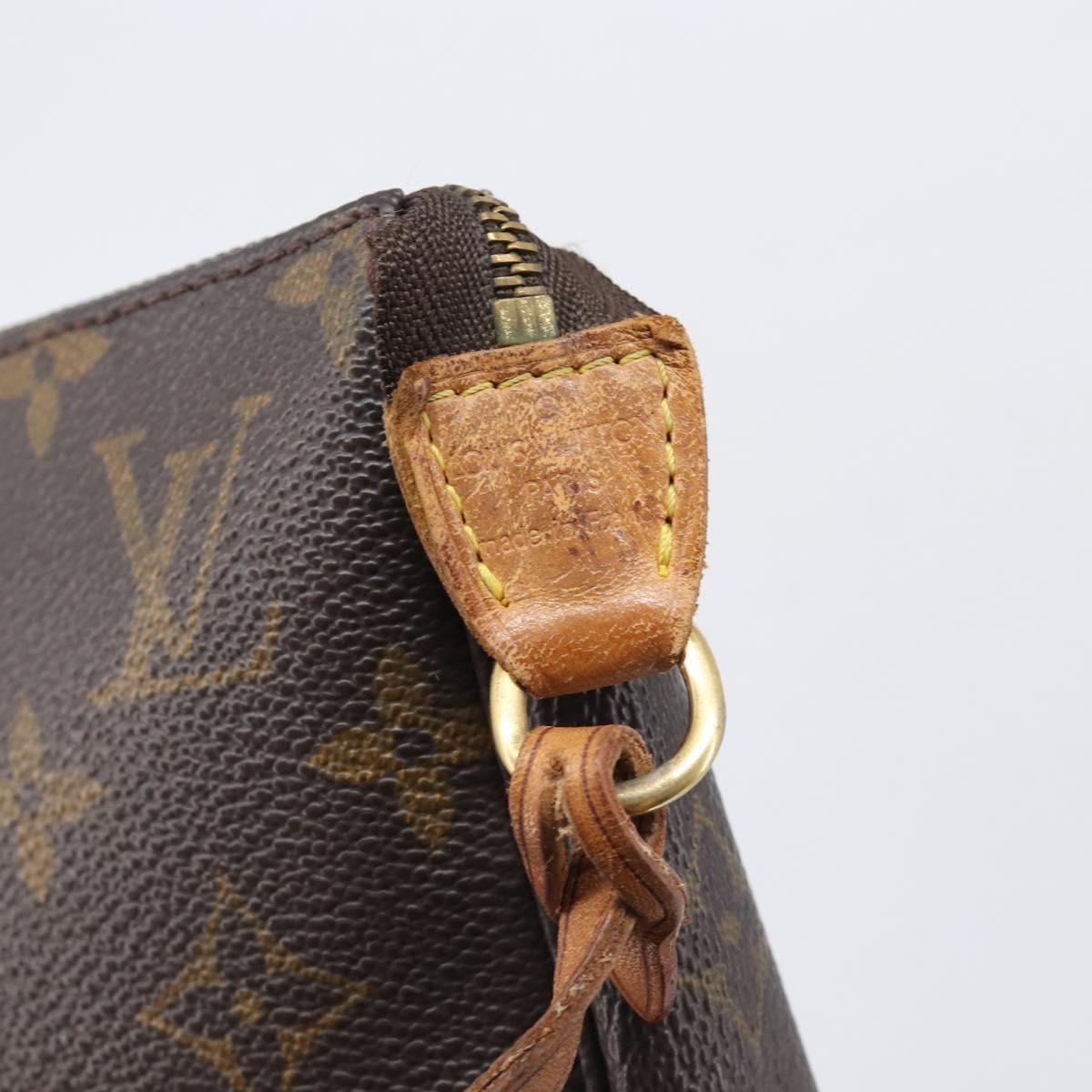 LOUIS VUITTON Monogram Pochette Accessoires Pouch M51980 LV Auth 202469