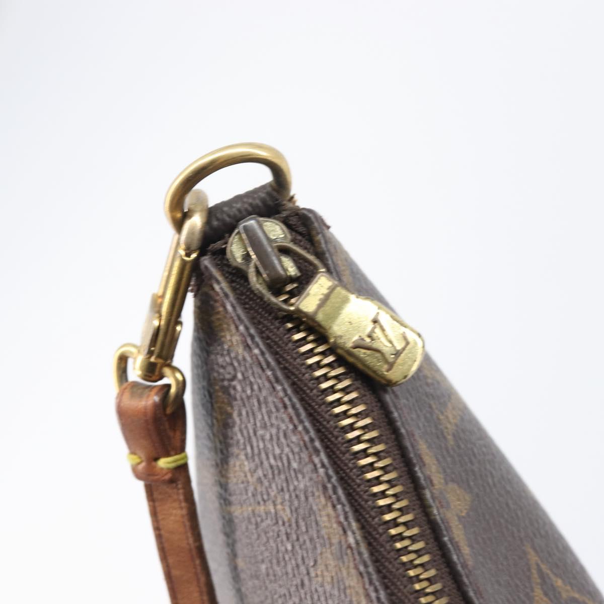 LOUIS VUITTON Monogram Pochette Accessoires Pouch M51980 LV Auth 202469