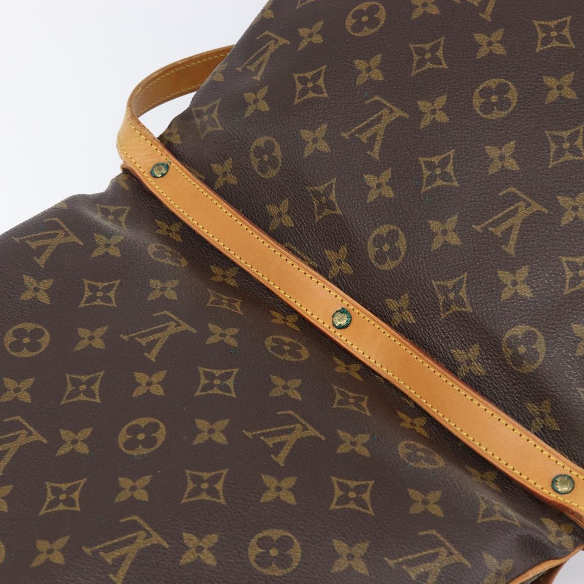 LOUIS VUITTON Monogram Saumur 30 Shoulder Bag M42256 LV Auth 202493