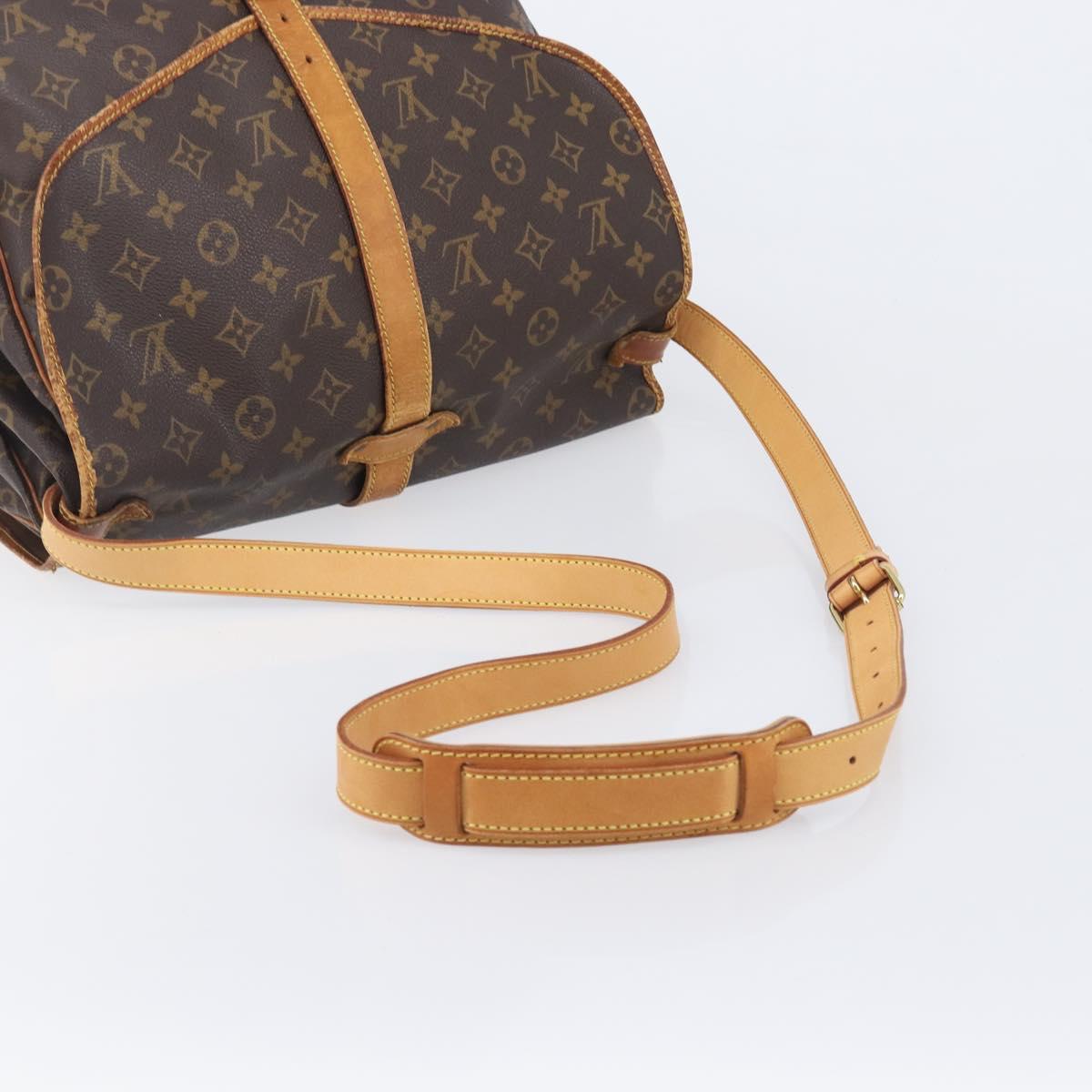 LOUIS VUITTON Monogram Saumur 35 Shoulder Bag M42254 LV Auth 202513
