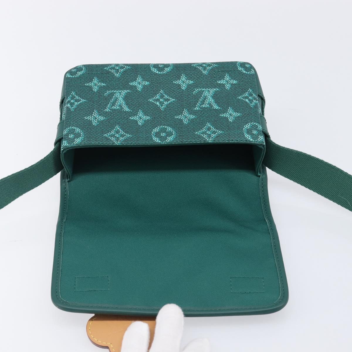 LOUIS VUITTON Monogram Heritage Bosphore Wearable Wallet M12637 Auth 202602SAM