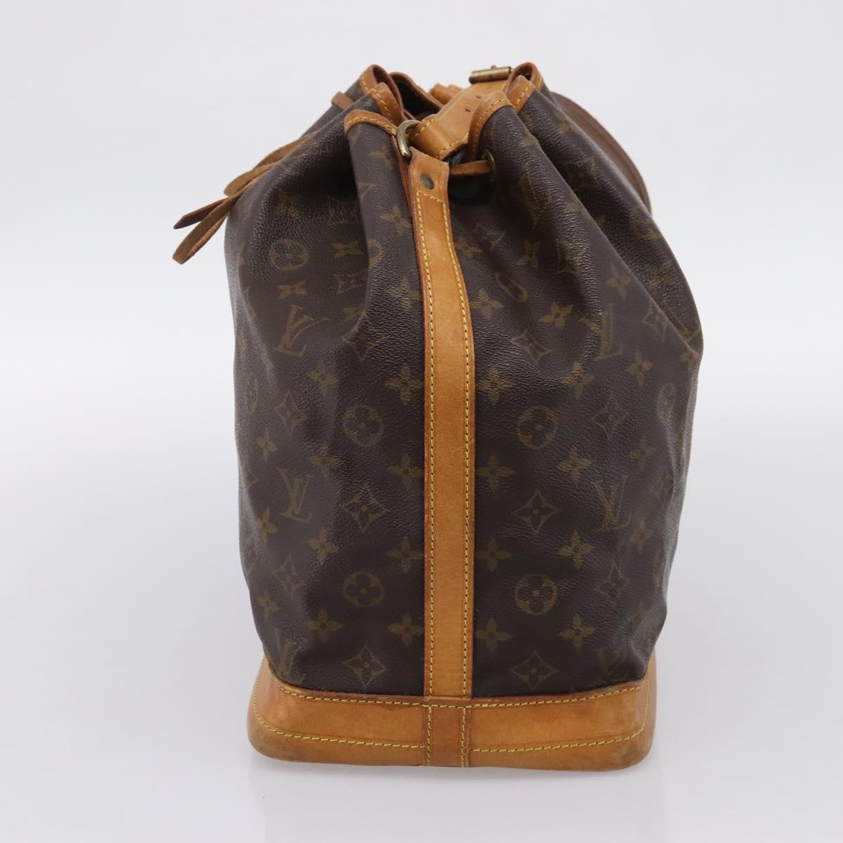 LOUIS VUITTON Monogram Noe Shoulder Bag M42224 LV Auth 202670A