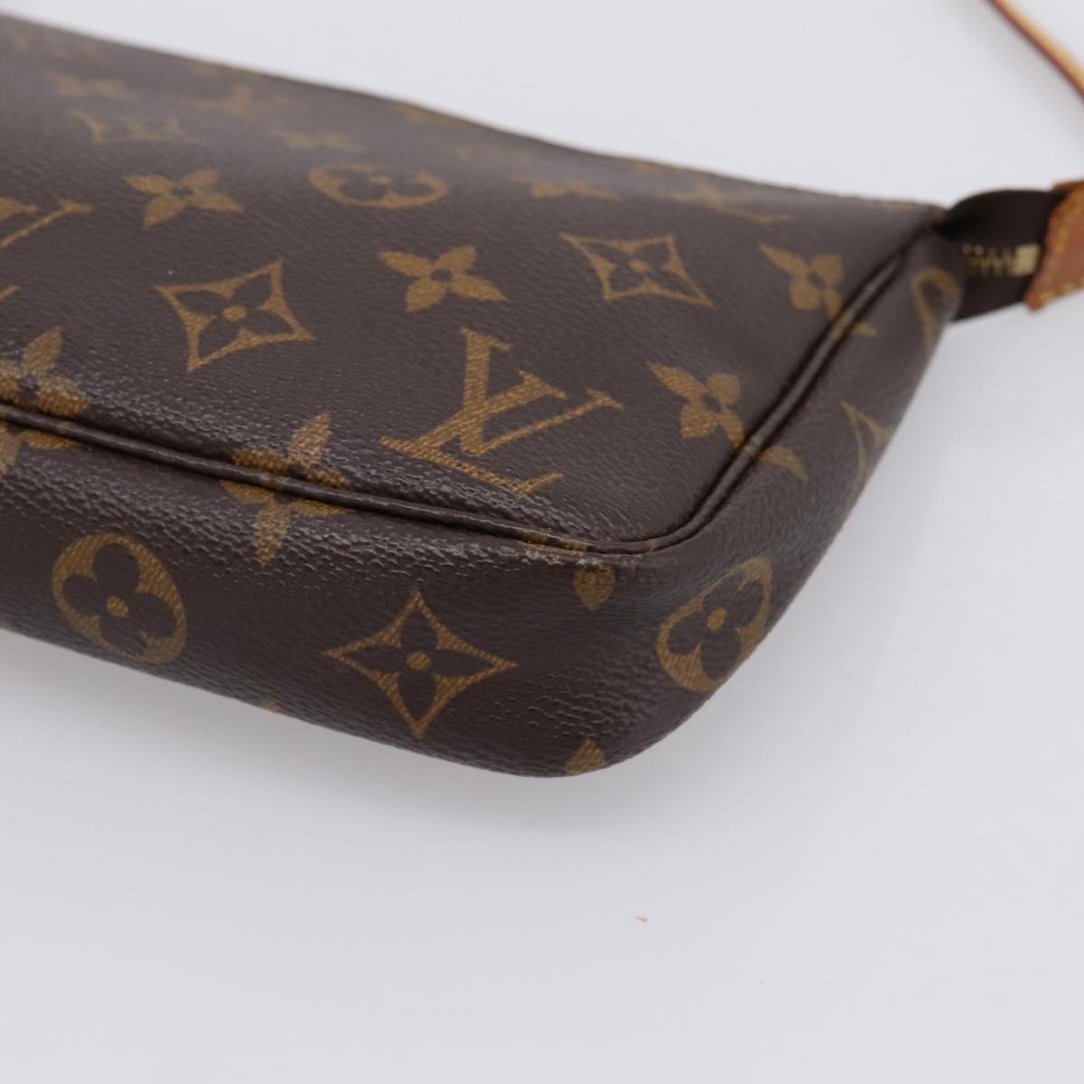 LOUIS VUITTON Monogram Pochette Accessoires Pouch M51980 LV Auth 202708A