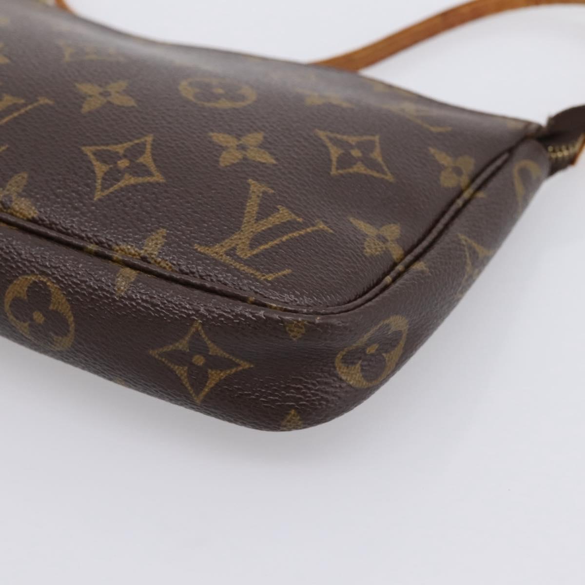 LOUIS VUITTON Monogram Pochette Accessoires Pouch M51980 LV Auth 202709