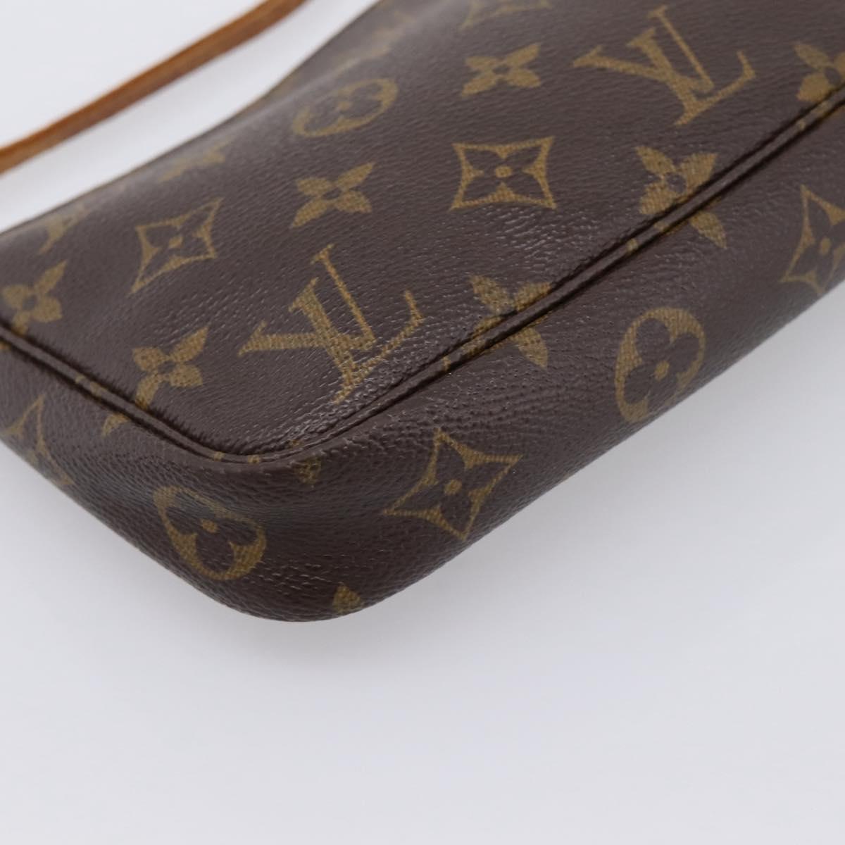 LOUIS VUITTON Monogram Pochette Accessoires Pouch M51980 LV Auth 202709