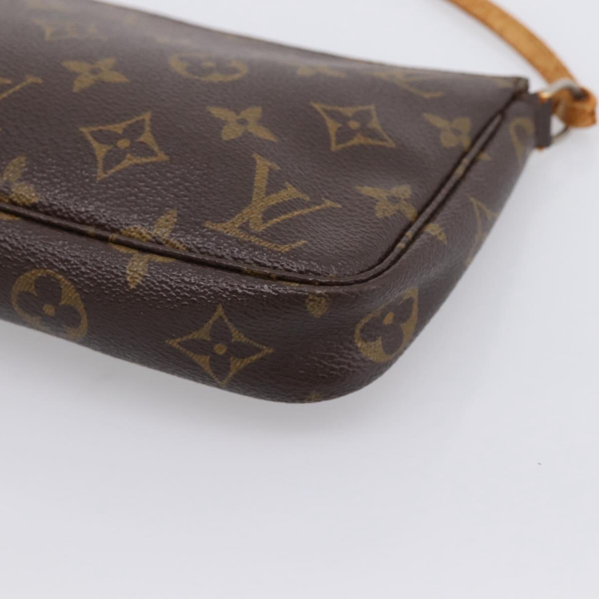 LOUIS VUITTON Monogram Pochette Accessoires Pouch M51980 LV Auth 202709