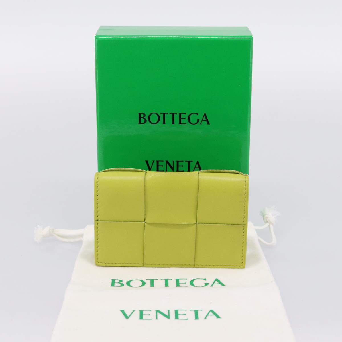 BOTTEGA VENETA Cassette Maxi INTRECCIATO Card Case Leather Green Auth 202712M