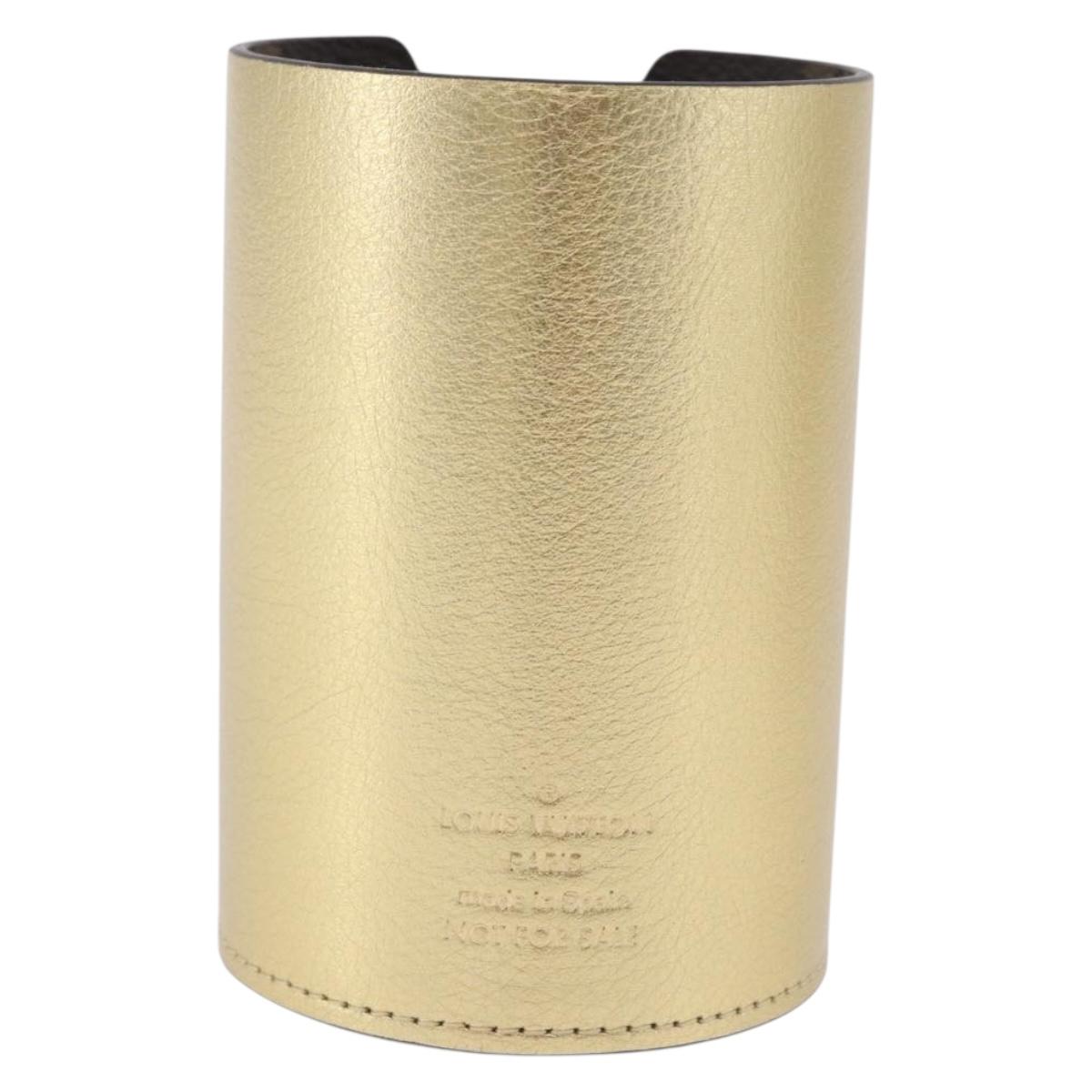 LOUIS VUITTON Monogram Pocrayon Gaston Pen Case Gold LV Auth 202723A