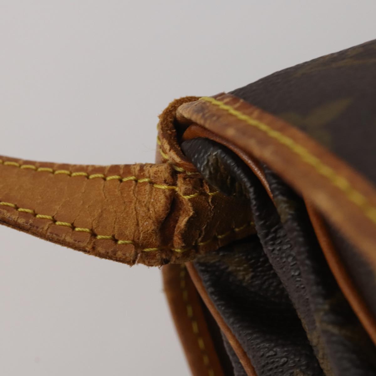 LOUIS VUITTON Monogram Saumur 30 Shoulder Bag M42256 LV Auth 202848