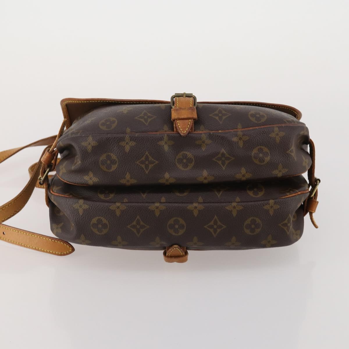 LOUIS VUITTON Monogram Saumur 30 Shoulder Bag M42256 LV Auth 202848