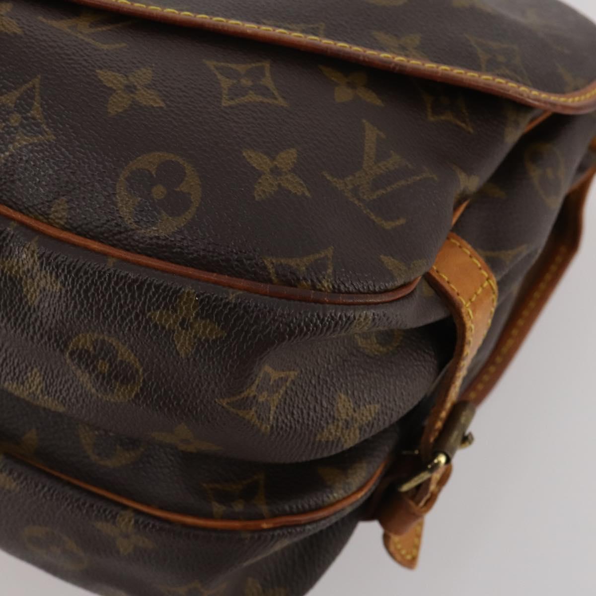 LOUIS VUITTON Monogram Saumur 30 Shoulder Bag M42256 LV Auth 202848