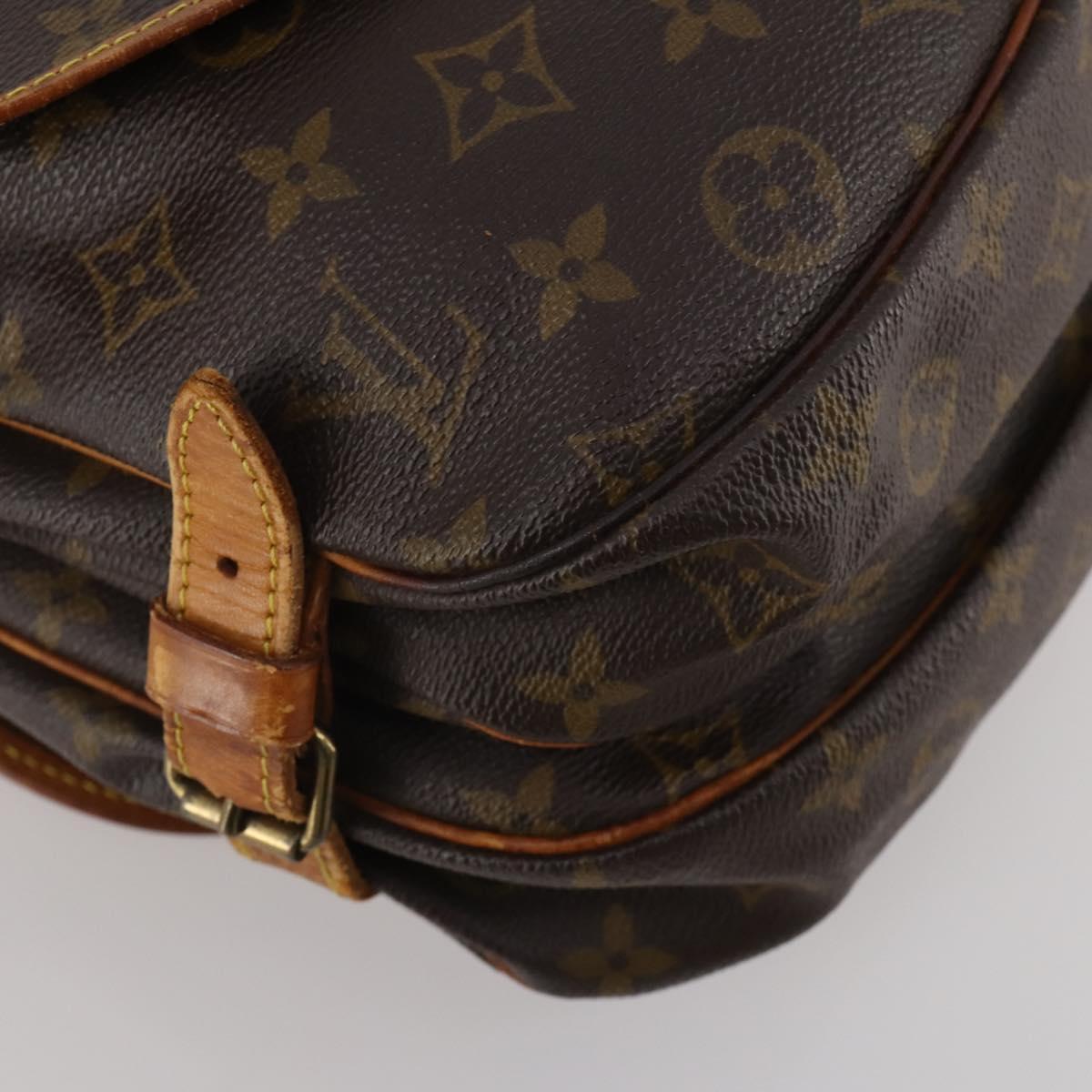 LOUIS VUITTON Monogram Saumur 30 Shoulder Bag M42256 LV Auth 202848
