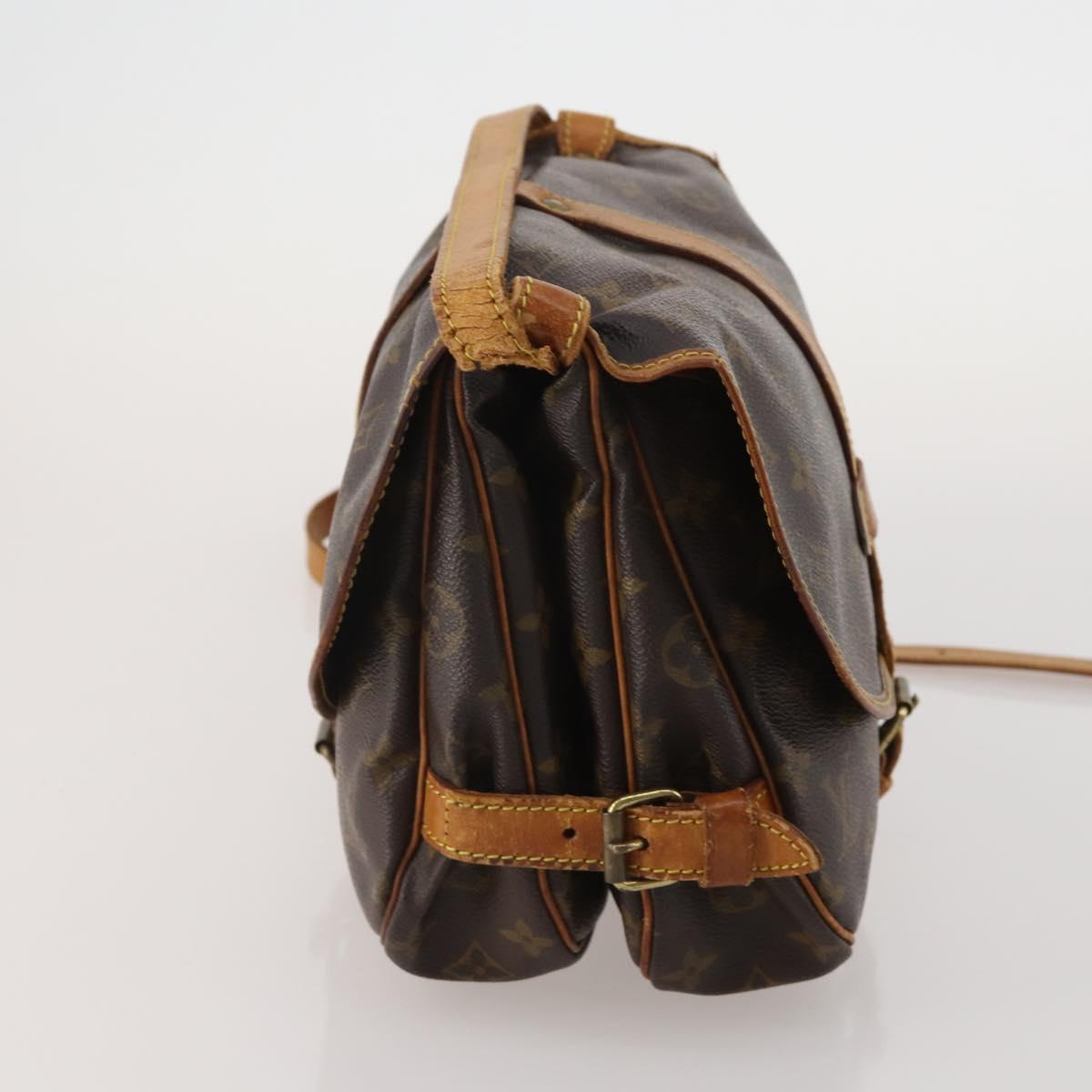 LOUIS VUITTON Monogram Saumur 30 Shoulder Bag M42256 LV Auth 202848