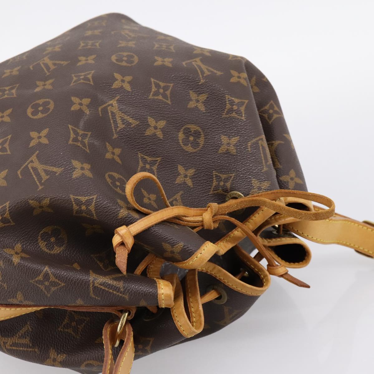 LOUIS VUITTON Monogram Petit Noe Shoulder Bag M42226 LV Auth 202849V