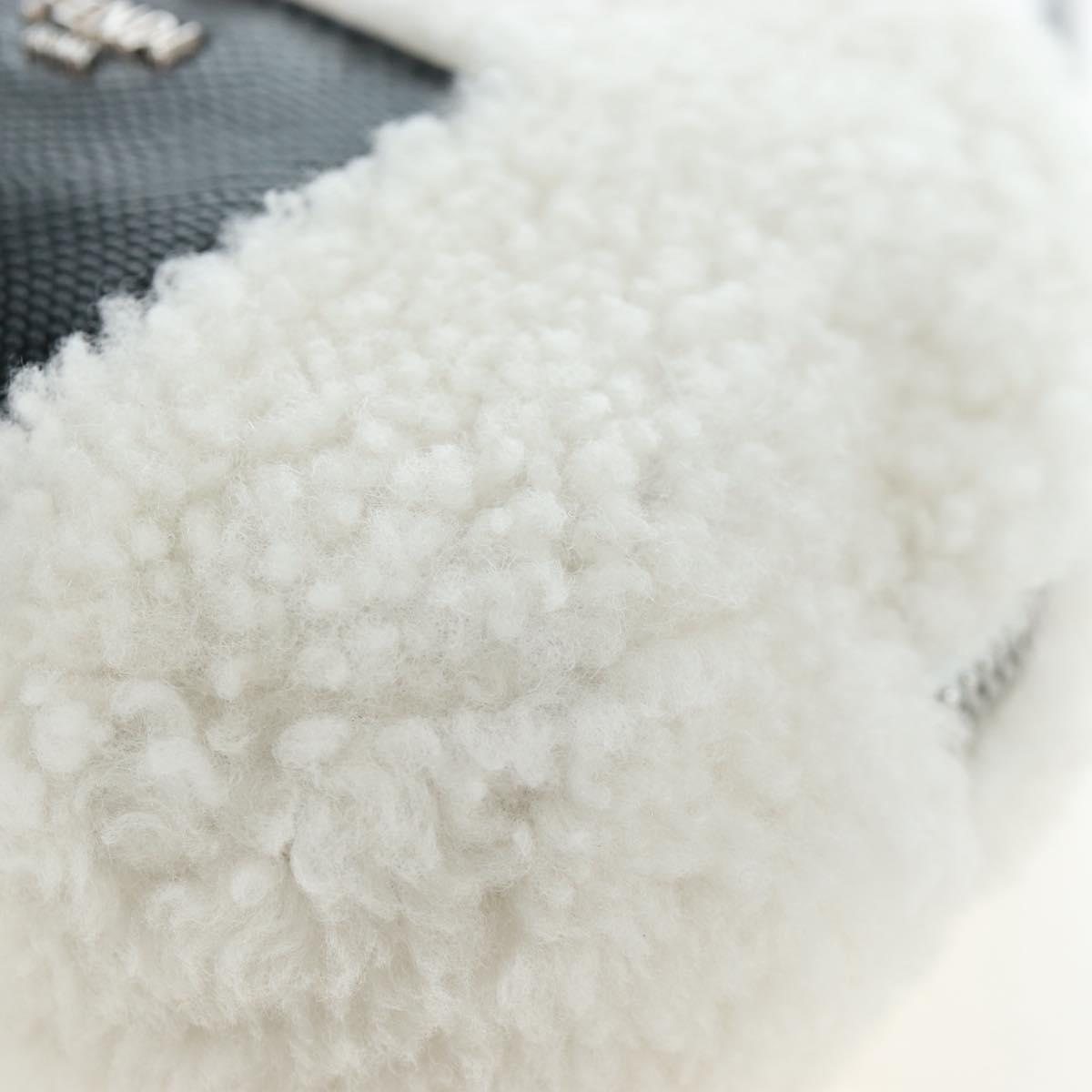 FENDI Rice Ball Shoulder Bag Bore White Black 7AS240 Auth 202864SAM