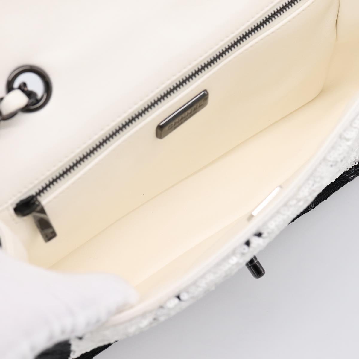 CHANEL Chain Matelasse 25 Shoulder Bag Sequin White CC Auth 202896SM