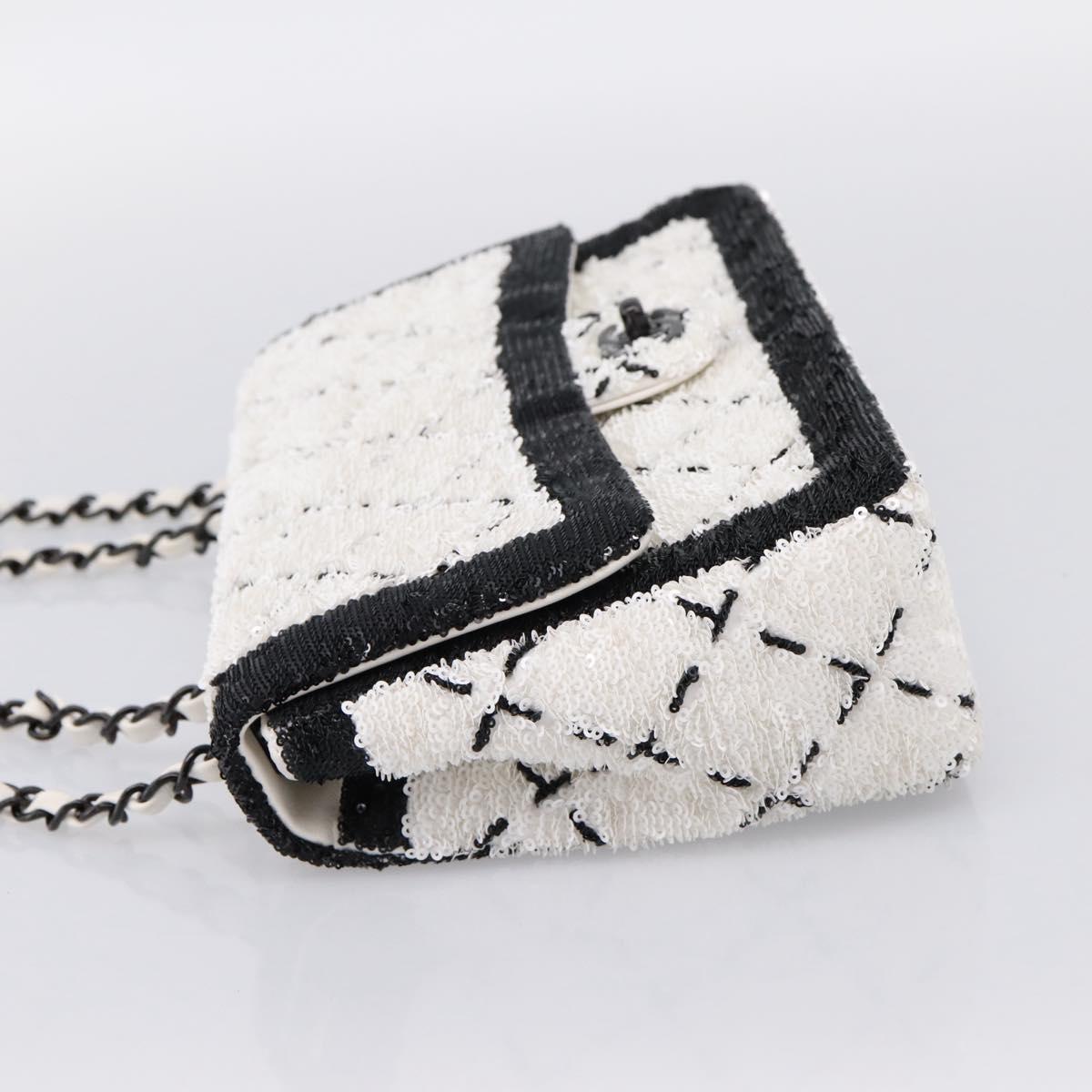 CHANEL Chain Matelasse 25 Shoulder Bag Sequin White CC Auth 202896SM