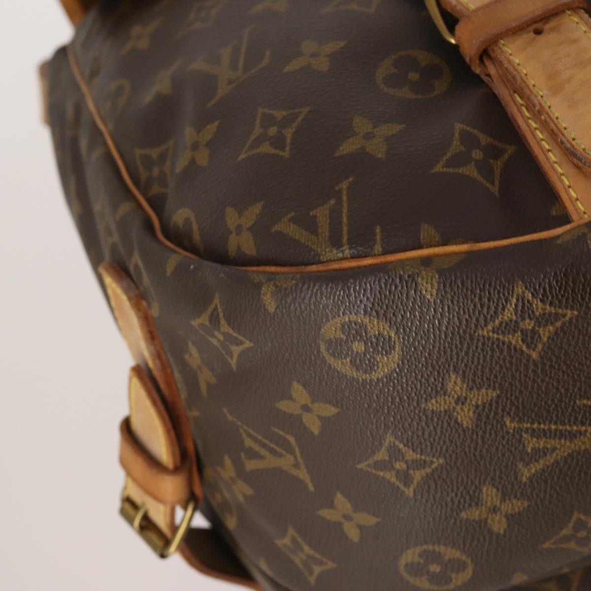 LOUIS VUITTON Monogram Saumur 43 Shoulder Bag M42252 LV Auth 202937