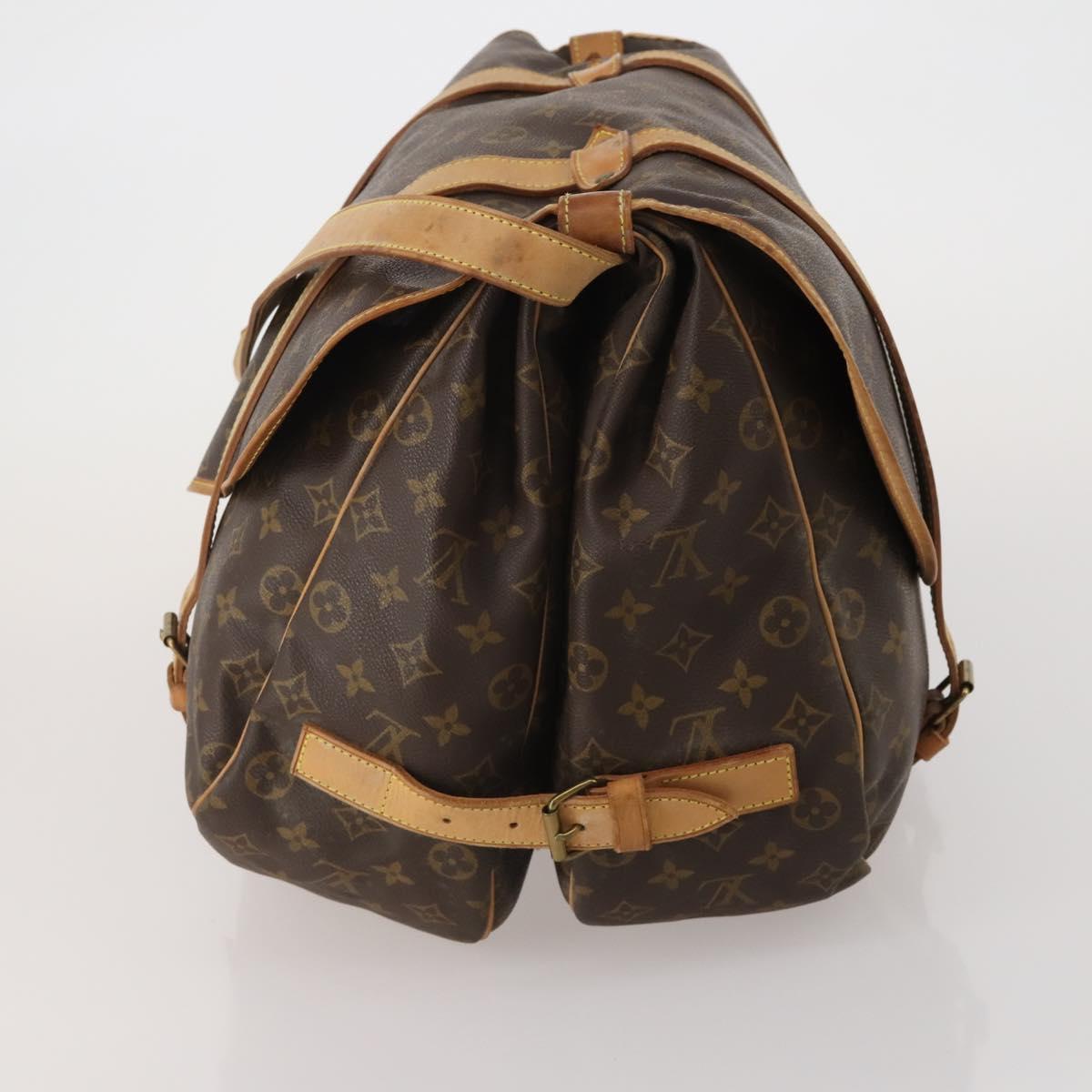 LOUIS VUITTON Monogram Saumur 43 Shoulder Bag M42252 LV Auth 202937