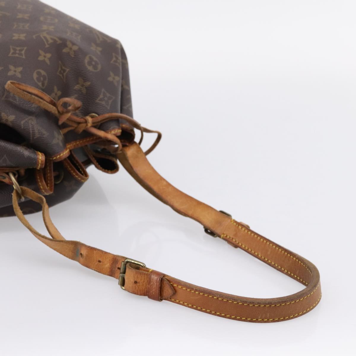 LOUIS VUITTON Monogram Petit Noe Shoulder Bag M42226 LV Auth 202947