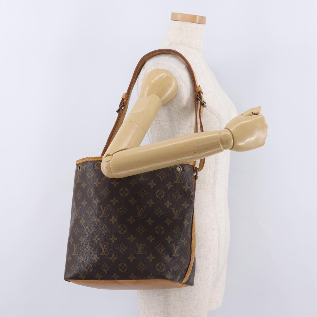 LOUIS VUITTON Monogram Petit Noe Shoulder Bag M42226 LV Auth 202948