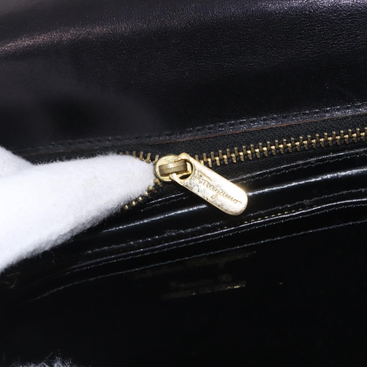 Salvatore Ferragamo Gancini Shoulder Bag Leather Black Gold Auth 202991A