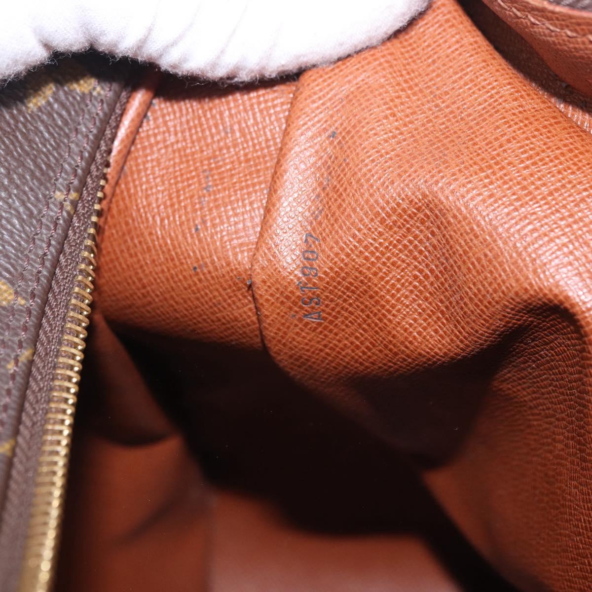 LOUIS VUITTON Monogram Boulogne 30 Shoulder Bag M51265 LV Auth 202997