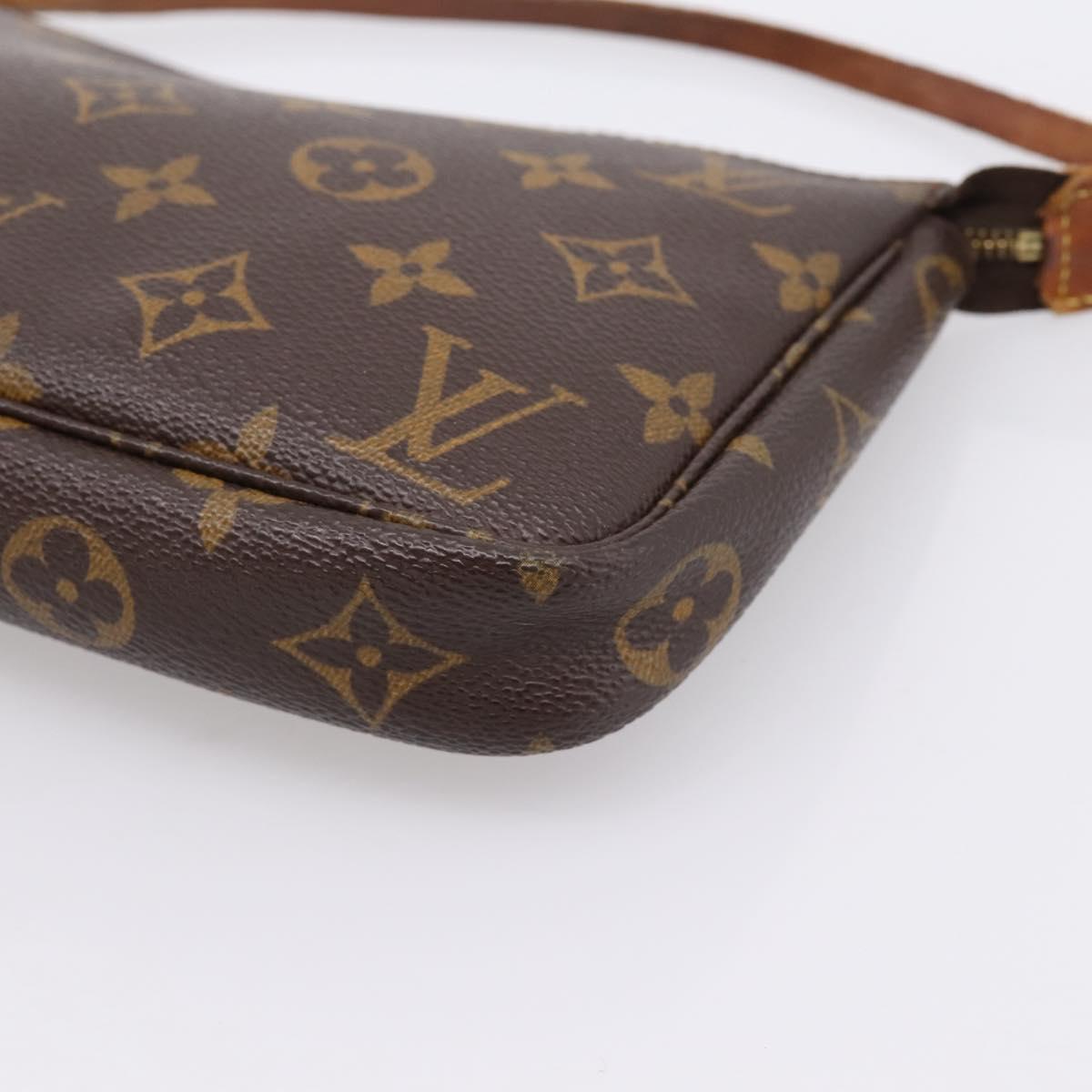 LOUIS VUITTON Monogram Pochette Accessoires Pouch M51980 LV Auth 203030