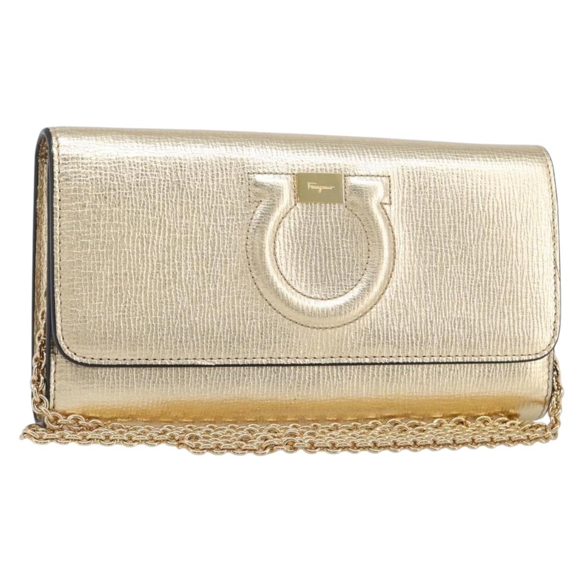 Salvatore Ferragamo Gancini Chain Shoulder Wallet Leather Gold Auth 203036V