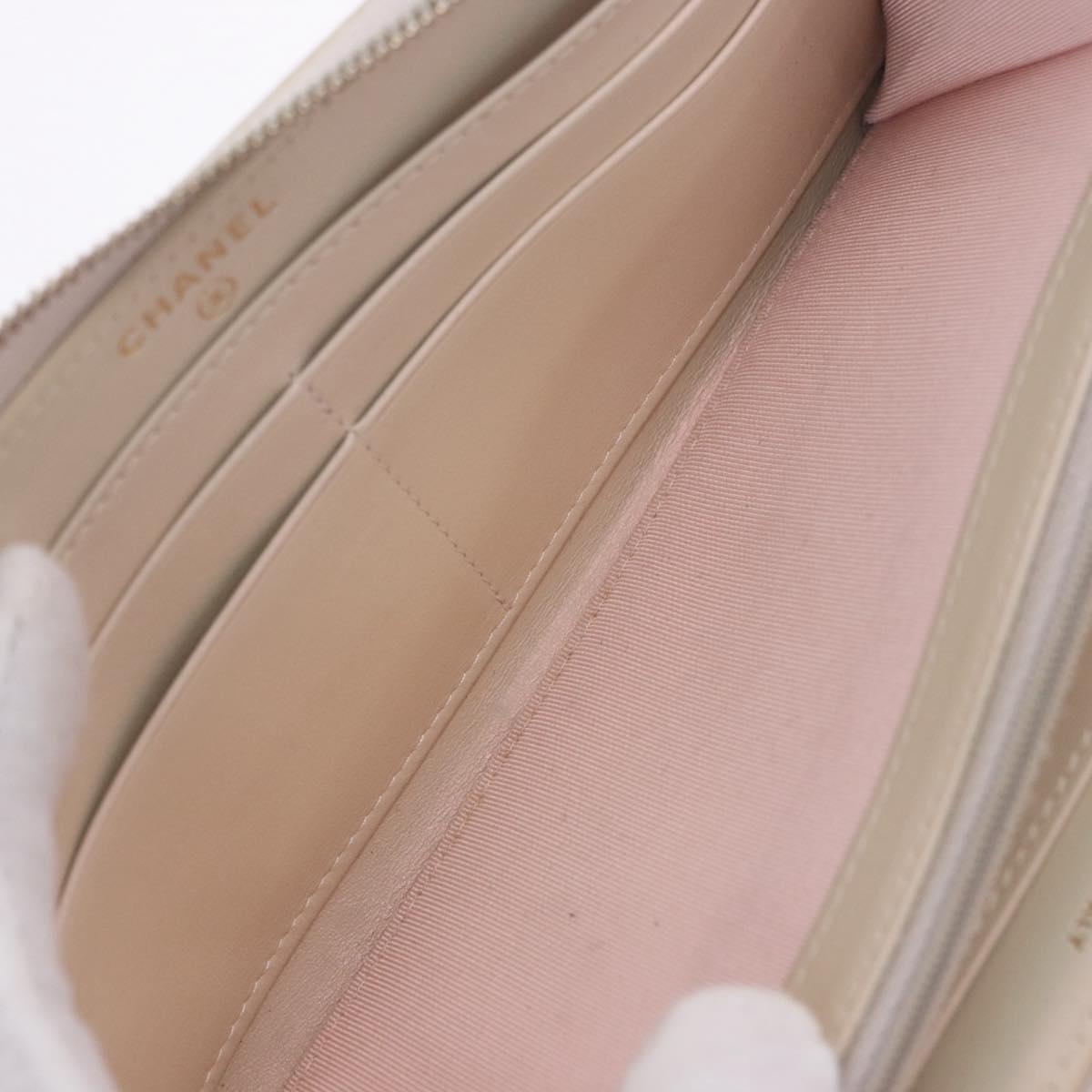 CHANEL Matelasse Long Wallet Lamb Skin Gold CC Auth 203081V