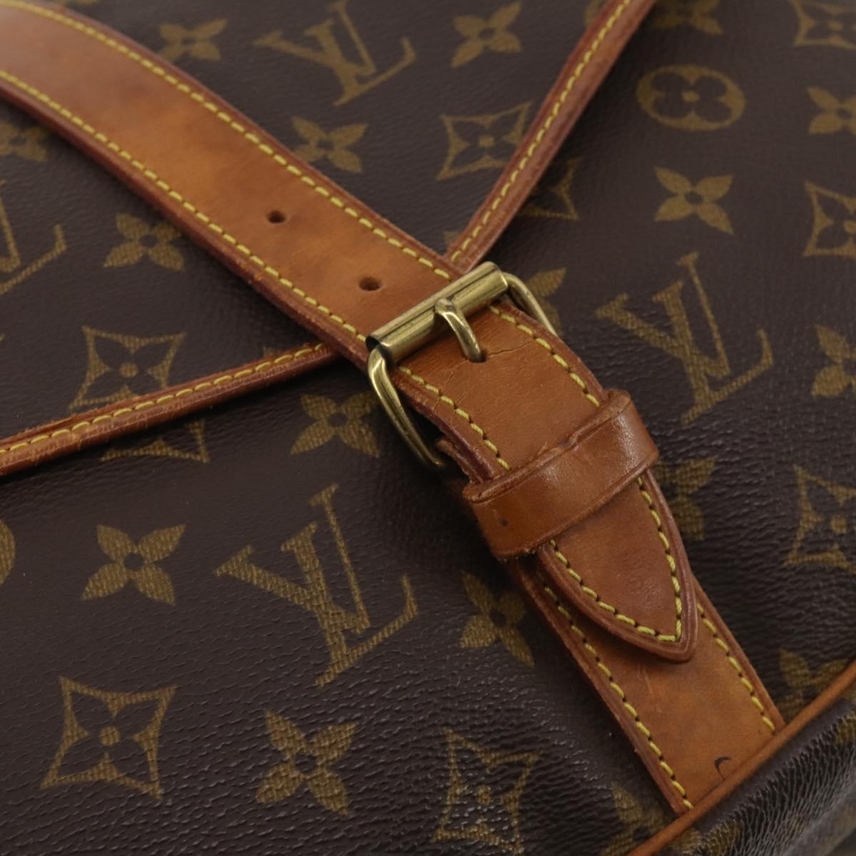 LOUIS VUITTON Monogram Saumur 35 Shoulder Bag M42254 LV Auth 203105