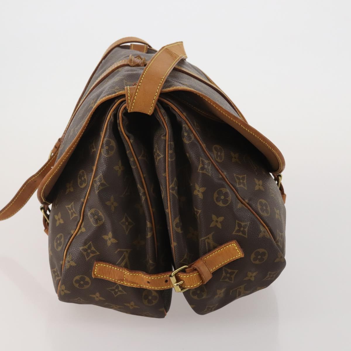 LOUIS VUITTON Monogram Saumur 35 Shoulder Bag M42254 LV Auth 203105